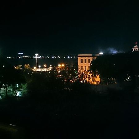 Quang Nhat Hotel На Транг Екстериор снимка